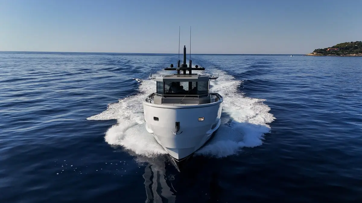 Arcadia Sherpa 60, flybridge — Ibiza Yachts Hire, Ibiza. Arcadia Sherpa 60 — 18.7m