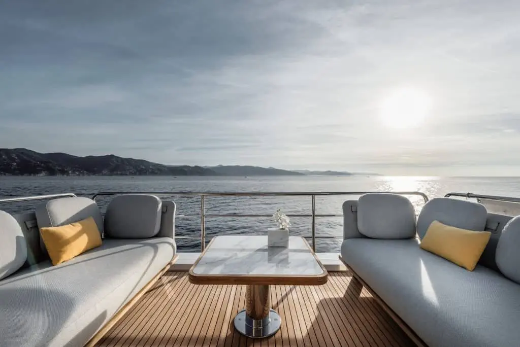 Azimut 60 Fly, flybridge — Ibiza Yachts Hire, Ibiza. Azimut 60 Fly — 20m