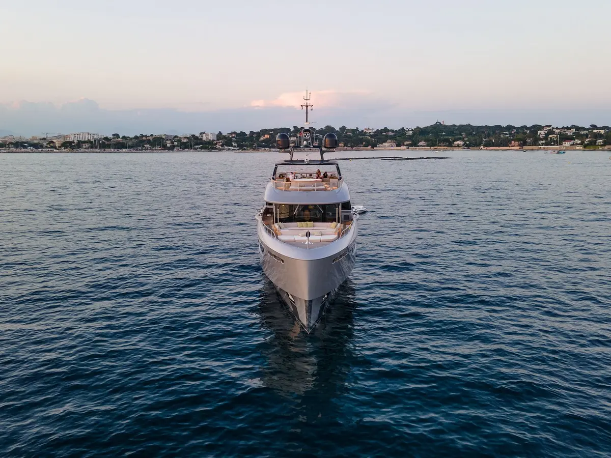 Benetti 28m