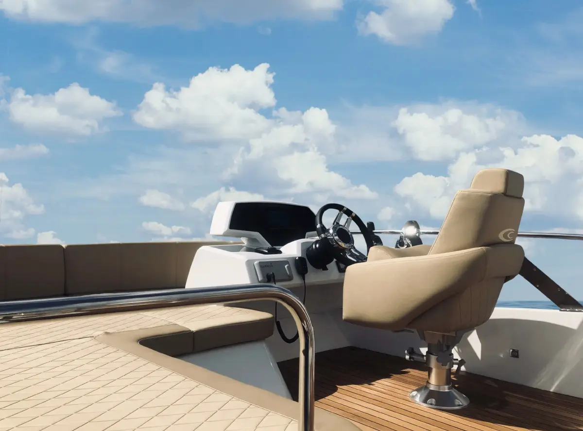 Cobrey 50 FLY, main deck — Ibiza Yachts Hire, Ibiza. Cobrey 50 FLY — 16m