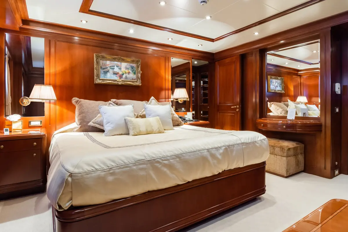 Apogee, salon — Ibiza Yachts Hire, Ibiza. Apogee — 62.5m