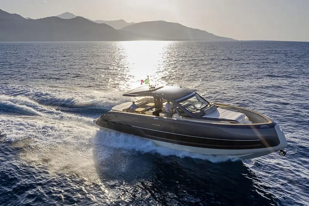 Invictus 460, aft deck — Ibiza Yachts Hire, Ibiza. Invictus 460 — 14.4m