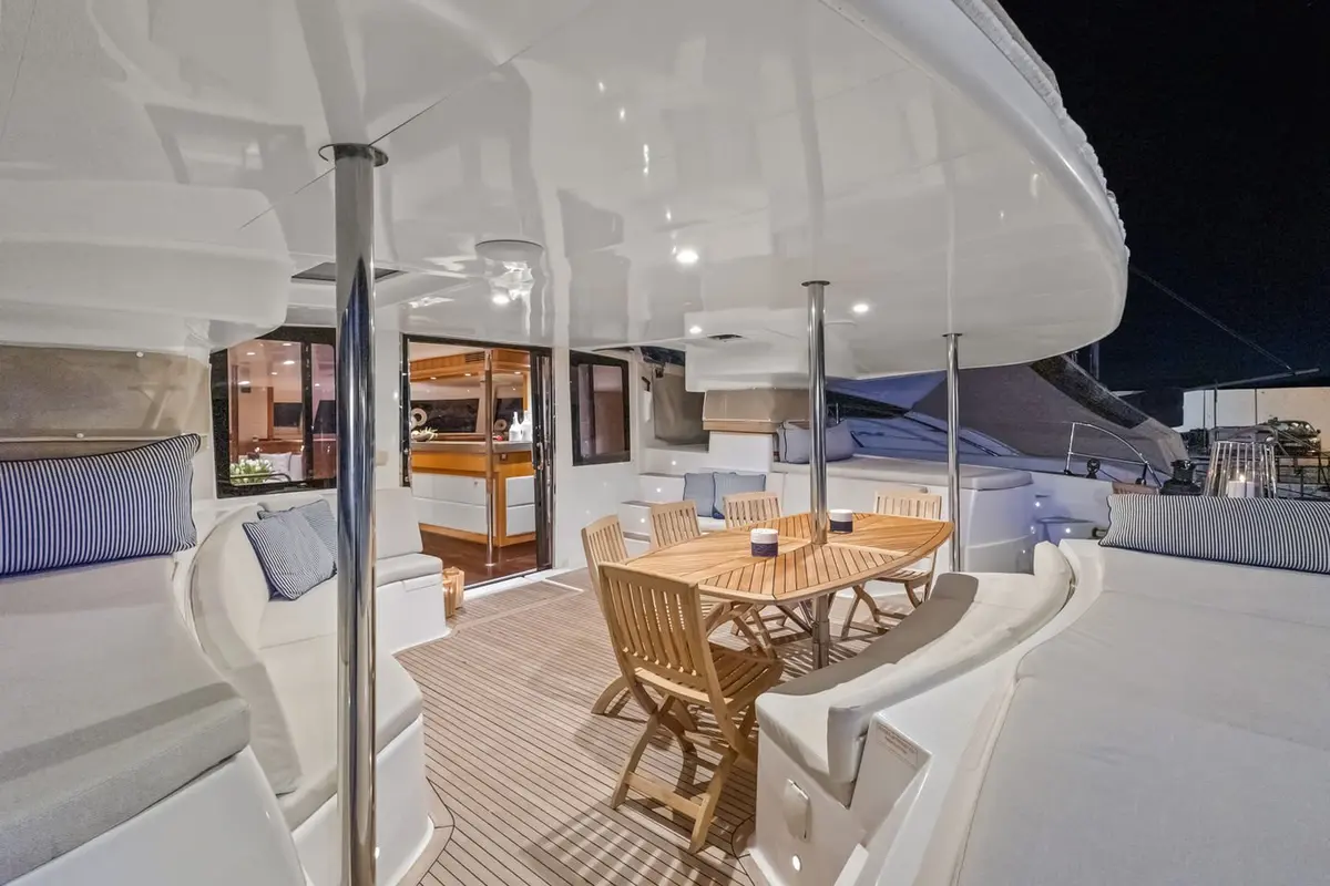 Moby-Dick, flybridge — Ibiza Yachts Hire, Ibiza. Moby-Dick — 20m
