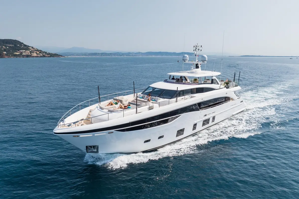 Princess 35M, master cabin — Ibiza Yachts Hire, Ibiza. Princess 35M — 35m