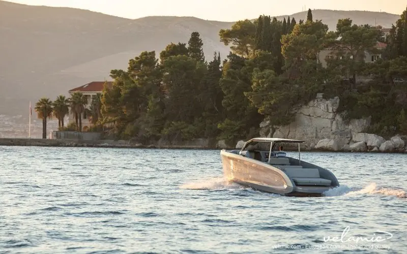 Rand Escape 30, main deck — Ibiza Yachts Hire, Ibiza. Rand Escape 30 — 9m
