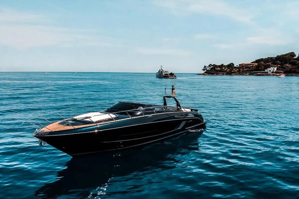 Riva 56 Rivale, salon — Ibiza Yachts Hire, Ibiza. Riva 56 Rivale — 17m