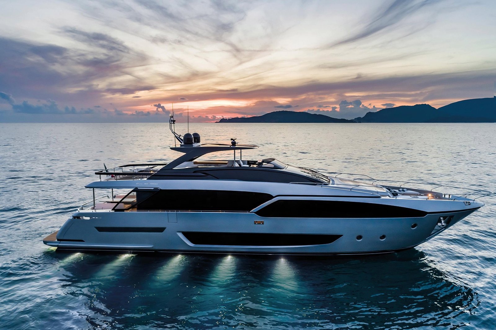 Riva 90