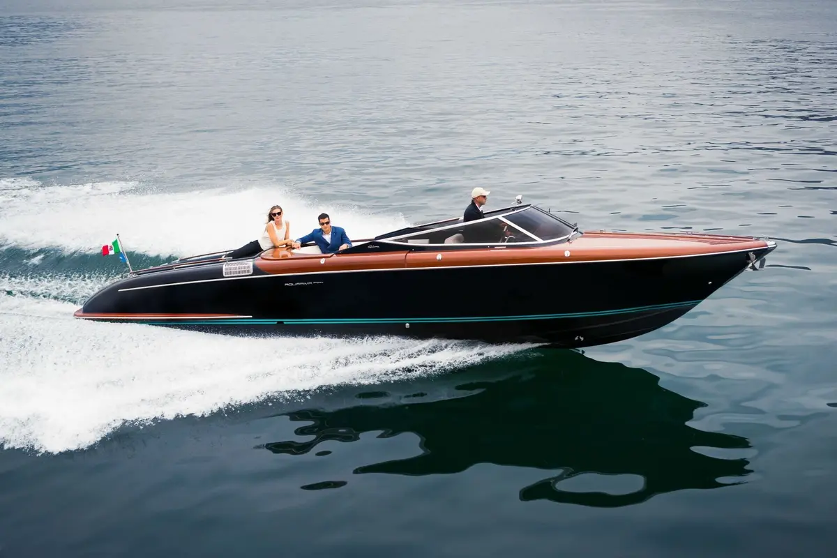 Riva Aquariva, exterior — Ibiza Yachts Hire, Ibiza. Riva Aquariva — 10m