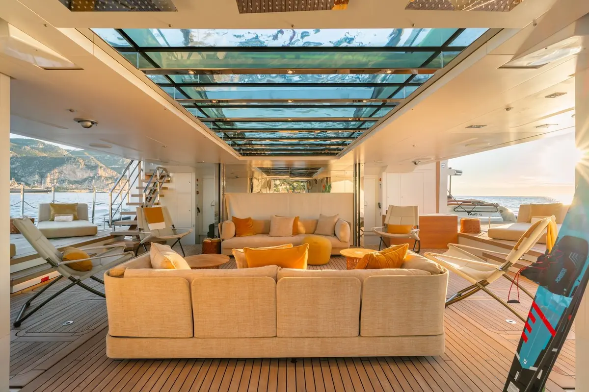 RMF, flybridge — Ibiza Yachts Hire, Ibiza. RMF — 52m