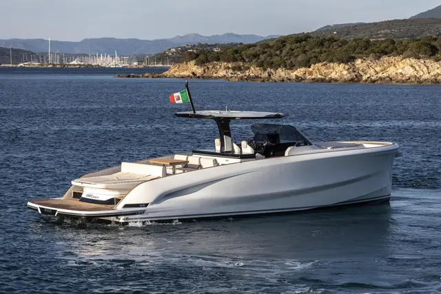 Solaris 44 — Ibiza Yachts Hire, Ибица