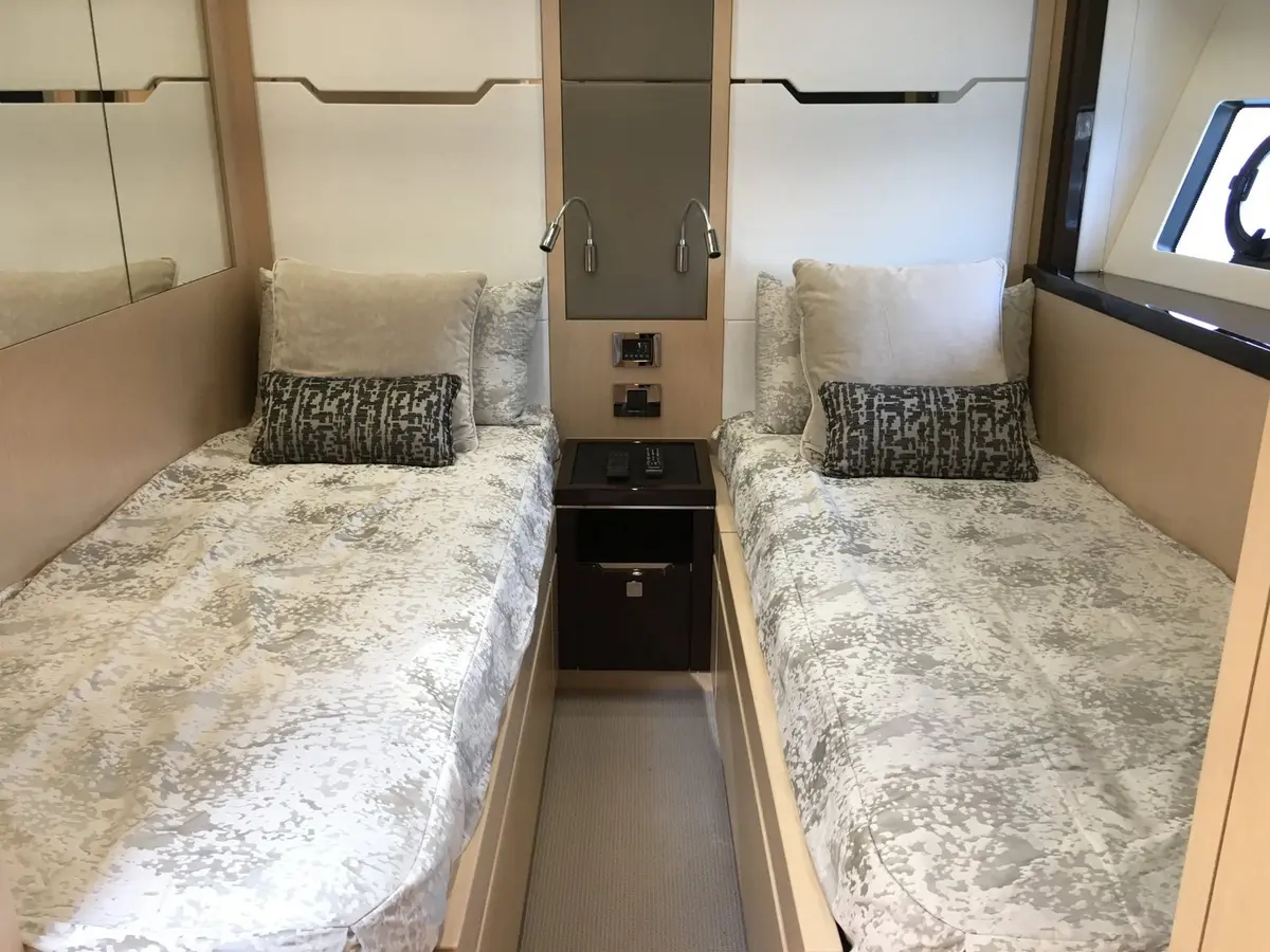Sunseeker 68, main deck — Ibiza Yachts Hire, Ibiza. Sunseeker 68 — 22m