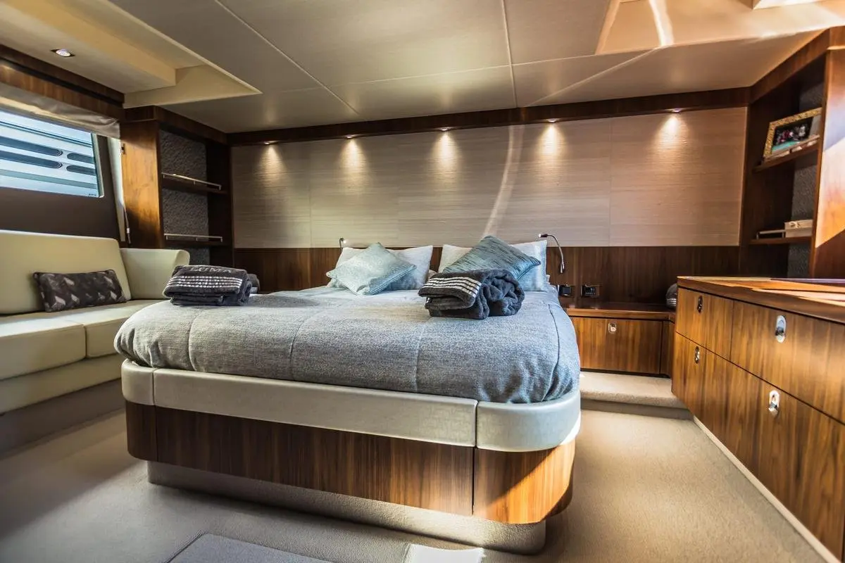 Manhattan 65, main deck — Ibiza Yachts Hire, Ibiza. Manhattan 65 — 22m