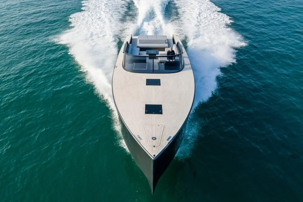 Vandutch 55, salon — Ibiza Yachts Hire, Ibiza. Vandutch 55 — 16m