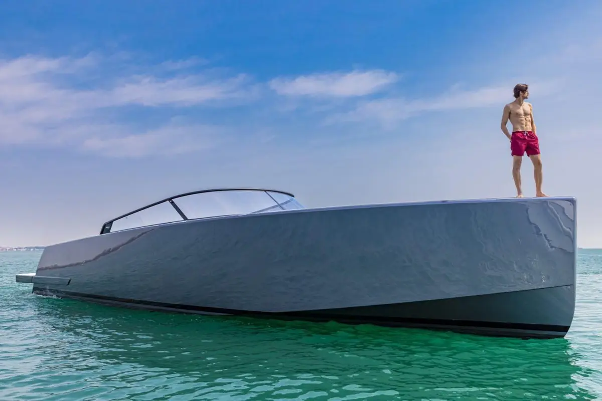 Vandutch 55, master cabin — Ibiza Yachts Hire, Ibiza. Vandutch 55 — 16m