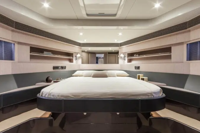 Virtus 63, camarote principal — Ibiza Yachts Hire, Ibiza. Virtus 63 — 19m