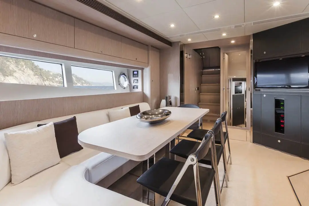 Virtus 63, flybridge — Ibiza Yachts Hire, Ibiza. Virtus 63 — 19m