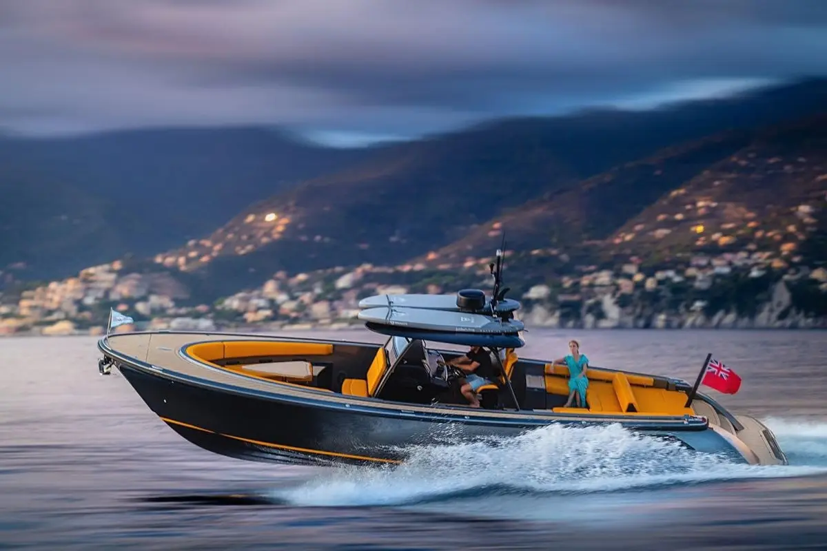 Wajer 38S, aft deck — Ibiza Yachts Hire, Ibiza. Wajer 38S — 11m