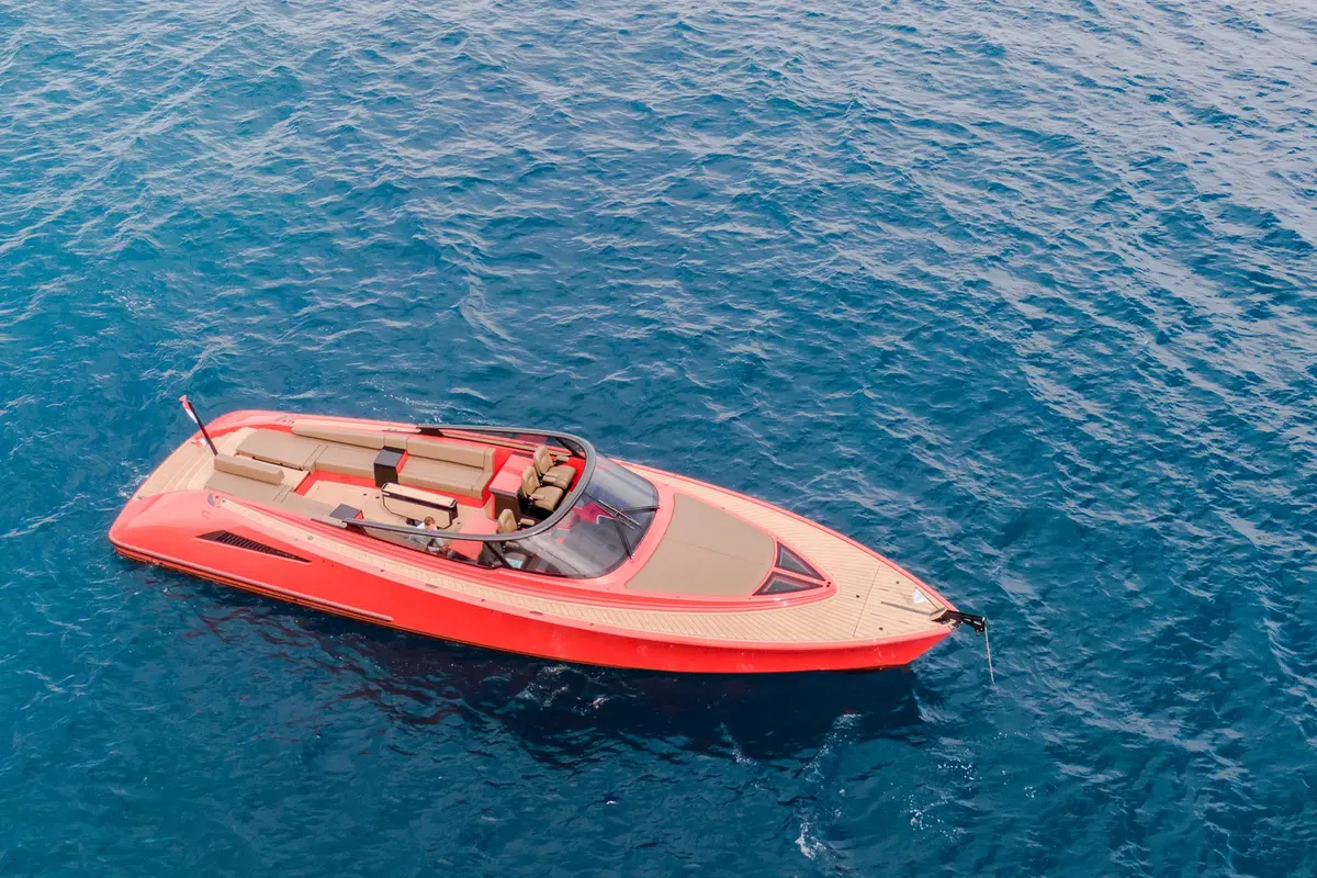 Wajer 55, master cabin — Ibiza Yachts Hire, Ibiza. Wajer 55 — 16m